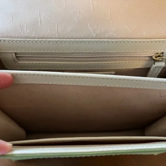 Radley London Book Street Crossbody - The Sunshine is Calling - Picture 8 of 12